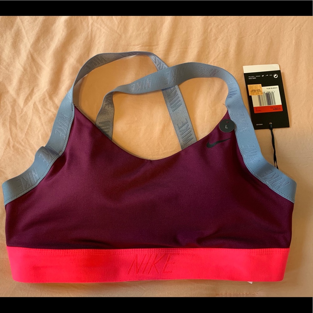 NWT Nike sports bra!